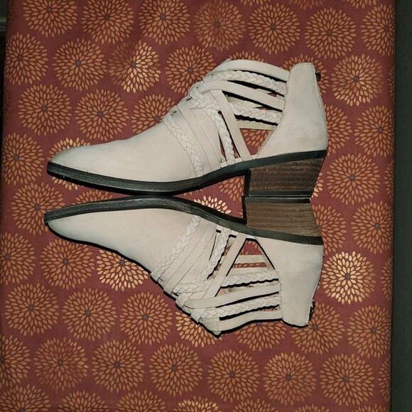 Caslon Womens Shooties Pink 7 Liam Braided Strap Pink Suede Ankle Booties - Picture 4 of 9